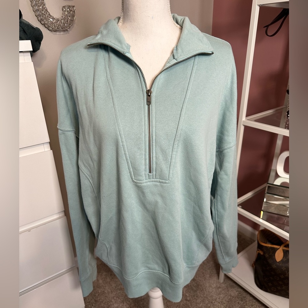 Universal Thread Quarter Zip